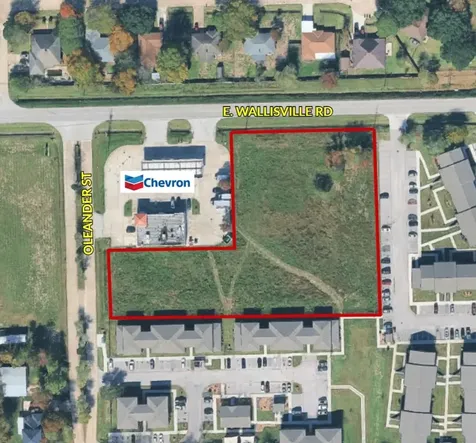2404 E Wallisville Road Highlands TX 77562