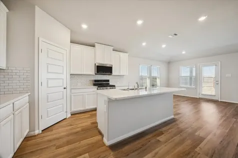 10008 Deussen Lane Texas City TX 77591