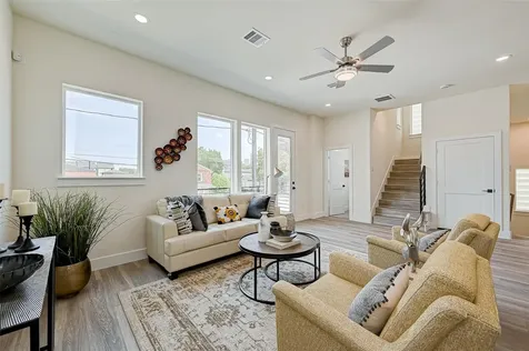 2905 Nagle Street Houston TX 77004
