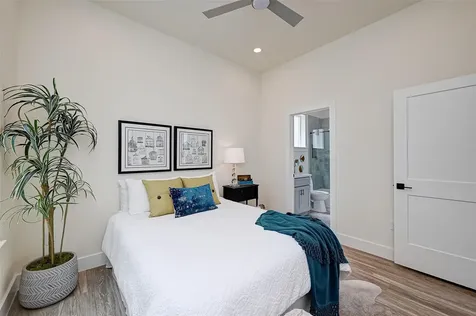 2905 Nagle Street Houston TX 77004