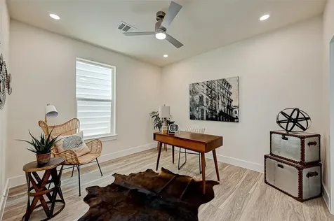 2905 Nagle Street Houston TX 77004