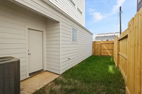 2905 Nagle Street Houston TX 77004