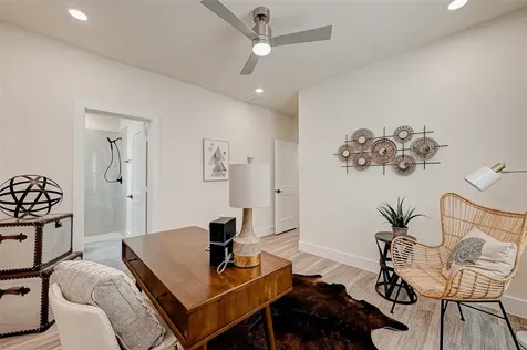 2905 Nagle Street Houston TX 77004