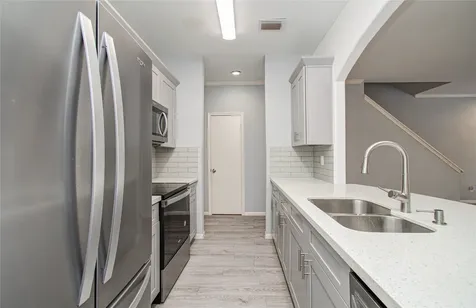 3088 Holly Hall Street 3088 Houston TX 77054