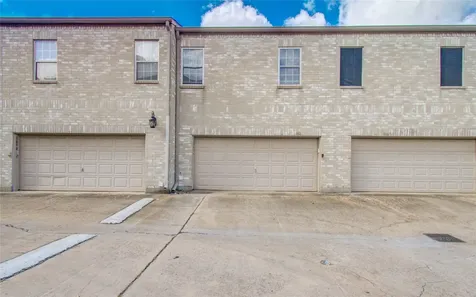 3088 Holly Hall Street 3088 Houston TX 77054