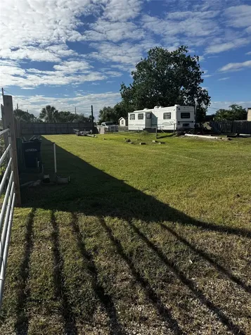 2226 Avenue L Dickinson TX 77539