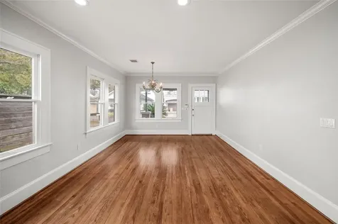 334 E 24th Street Houston TX 77008