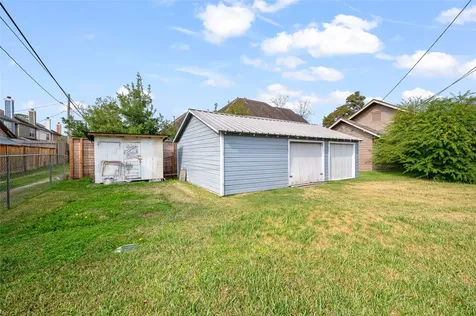 334 E 24th Street Houston TX 77008