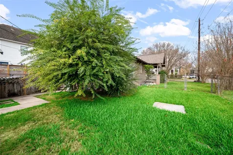334 E 24th Street Houston TX 77008