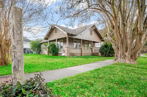 334 E 24th Street Houston TX 77008