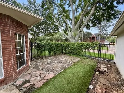2438 Shelby Park Drive Katy TX 77450