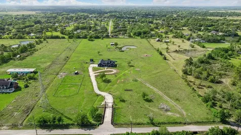 2610 County Road 163 Alvin TX 77511