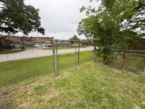 222 E John Alber Road Houston TX 77037