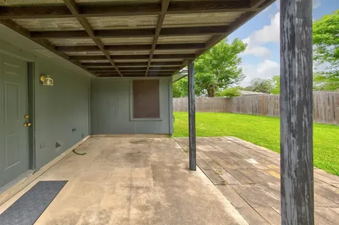 817 Cedar Street Deer Park TX 77536