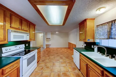817 Cedar Street Deer Park TX 77536