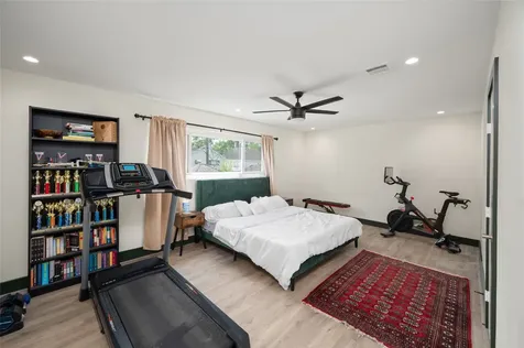 14919 Woodthorpe Lane Houston TX 77079