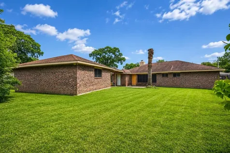 16730 Townes Road Friendswood TX 77546
