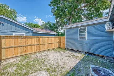 6715 Victoria Street Houston TX 77020