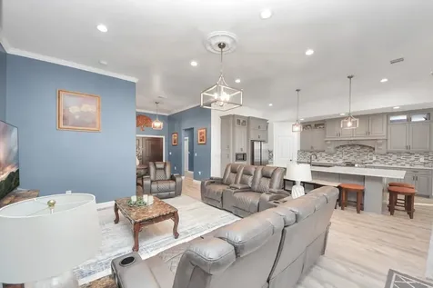 213 Newman Court Conroe TX 77303
