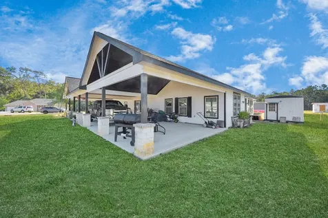 213 Newman Court Conroe TX 77303