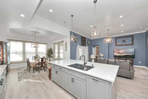 213 Newman Court Conroe TX 77303