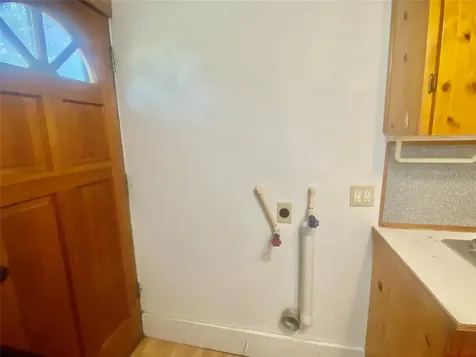 5618 Avenue L Up Galveston TX 77551