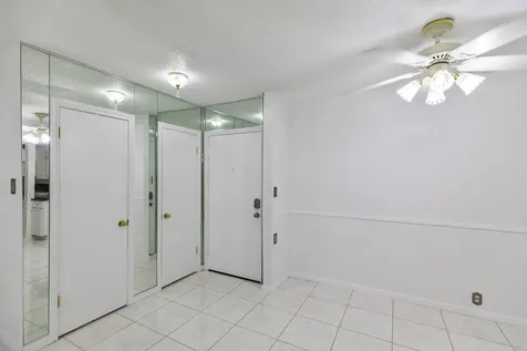2601 Bellefontaine Street C104 Houston TX 77025