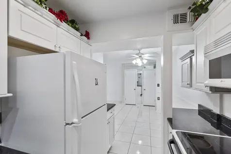 2601 Bellefontaine Street C104 Houston TX 77025