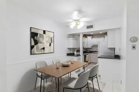 2601 Bellefontaine Street C104 Houston TX 77025