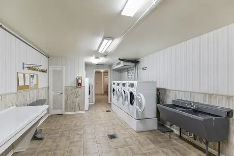 2601 Bellefontaine Street C104 Houston TX 77025
