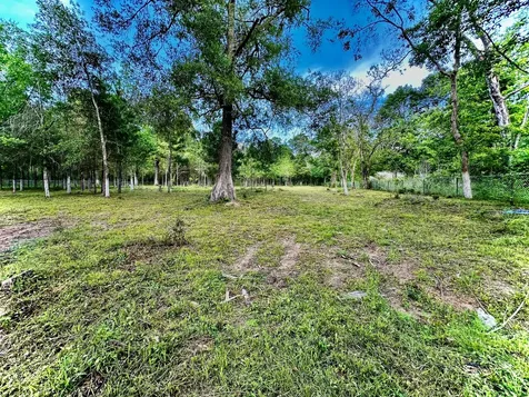3658 Reaves Road Cleveland TX 77328