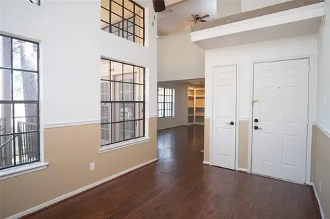 16800 Sugar Pine Drive F44 Houston TX 77090