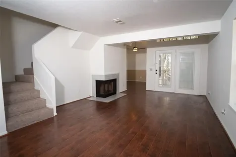 16800 Sugar Pine Drive F44 Houston TX 77090