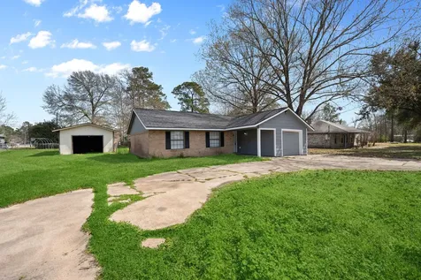 61 Beeson Avenue Shepherd TX 77371
