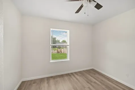 5646 Flamingo Drive Houston TX 77033