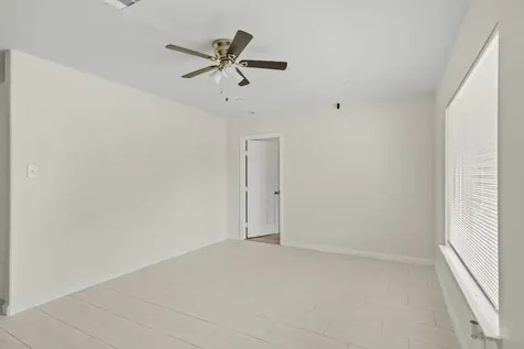5646 Flamingo Drive Houston TX 77033