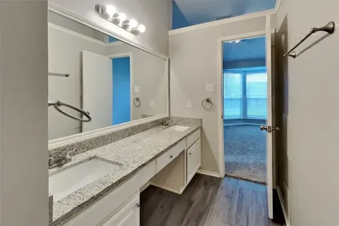 2010 Creekshire Drive Sugar Land TX 77478
