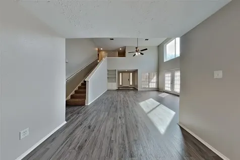 2010 Creekshire Drive Sugar Land TX 77478
