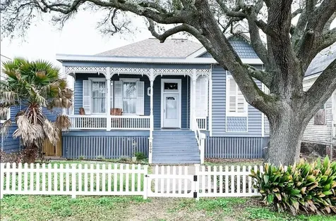 2009 Avenue O Galveston TX 77550
