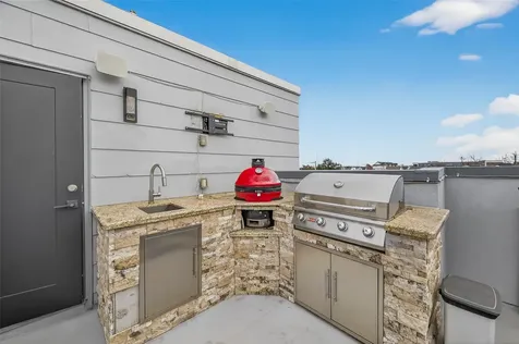 4418 Koehler Street C Houston TX 77007