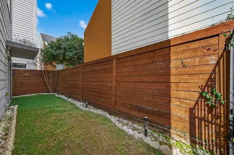 4418 Koehler Street C Houston TX 77007