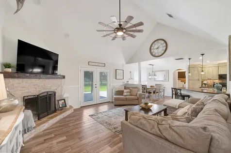 21219 Horse Shoe Drive Manvel TX 77578