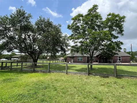 21219 Horse Shoe Drive Manvel TX 77578