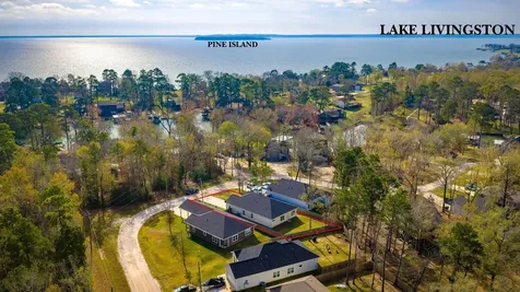 192 S Village Cove Loop Livingston TX 77351