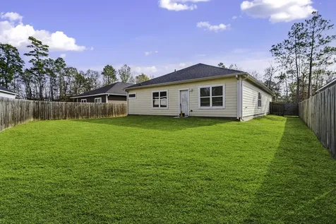 192 S Village Cove Loop Livingston TX 77351