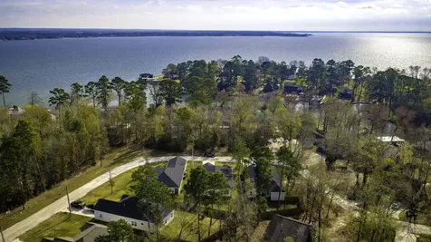 192 S Village Cove Loop Livingston TX 77351