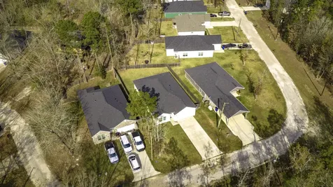 192 S Village Cove Loop Livingston TX 77351