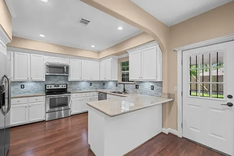 2713 Druid Street Houston TX 77091