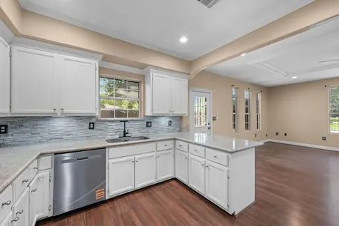 2713 Druid Street Houston TX 77091