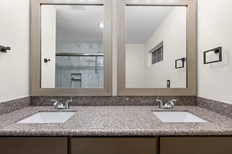 2713 Druid Street Houston TX 77091